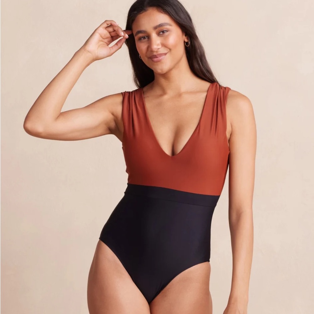 NWT Summersalt Backflip Brown and Black One Piece Swimsuit with Plunging V-Neck